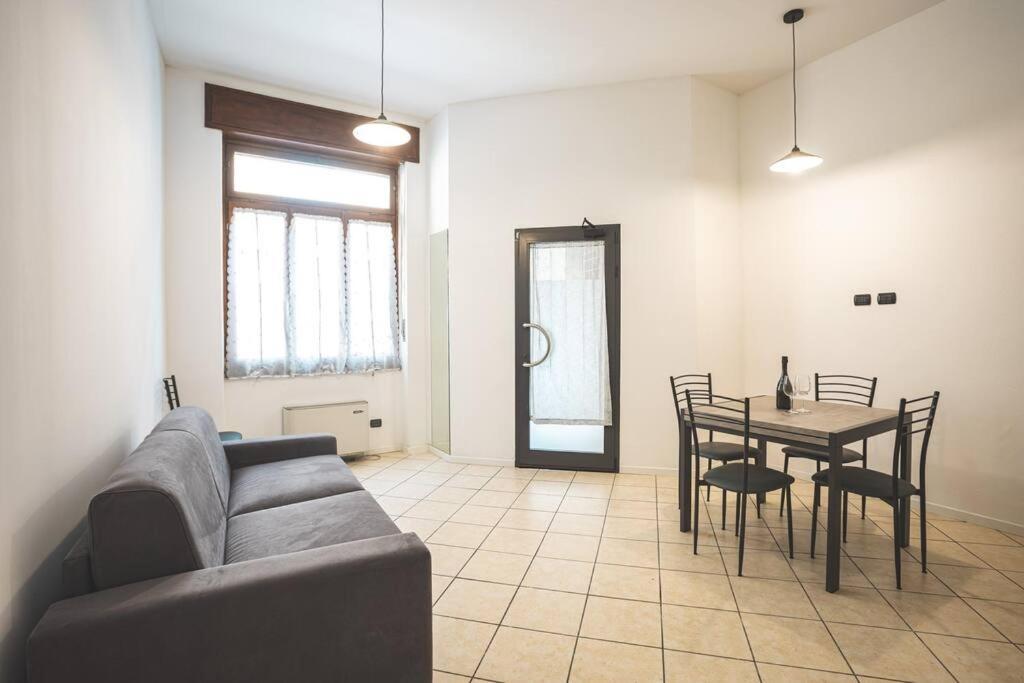 Al Torrente Apartment Monza - Milano + Free Wifi Севезо Экстерьер фото